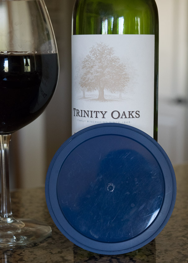 cover lid with wine bottle